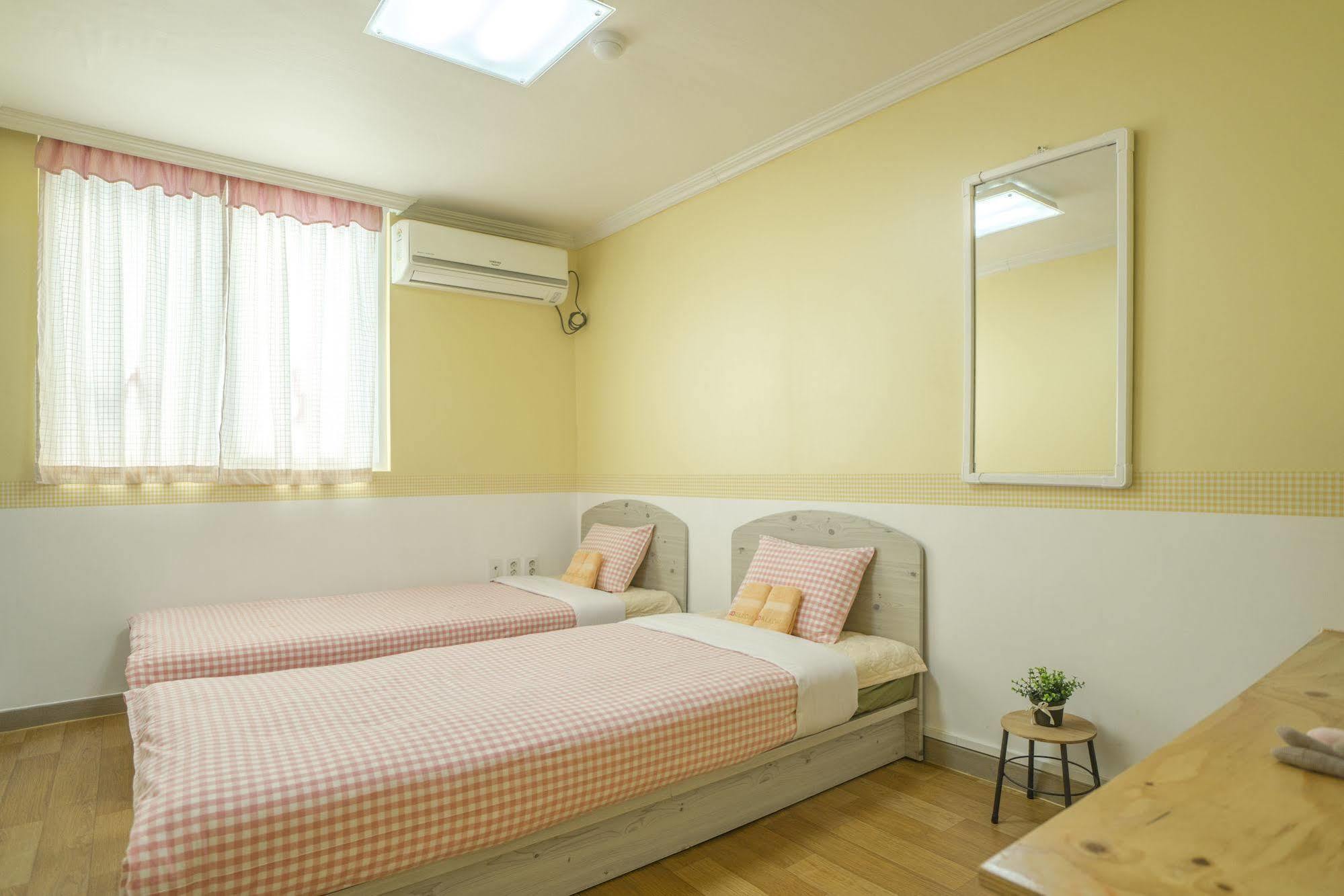Dalkom Myeongdong Guesthouse Seoul Eksteriør billede